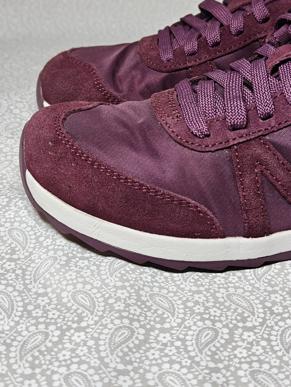 XERO Wynn Minimalist Nylon Athletic Burgundy Sneaker Women's Shoe Sz 5 - Picture 3 of 9